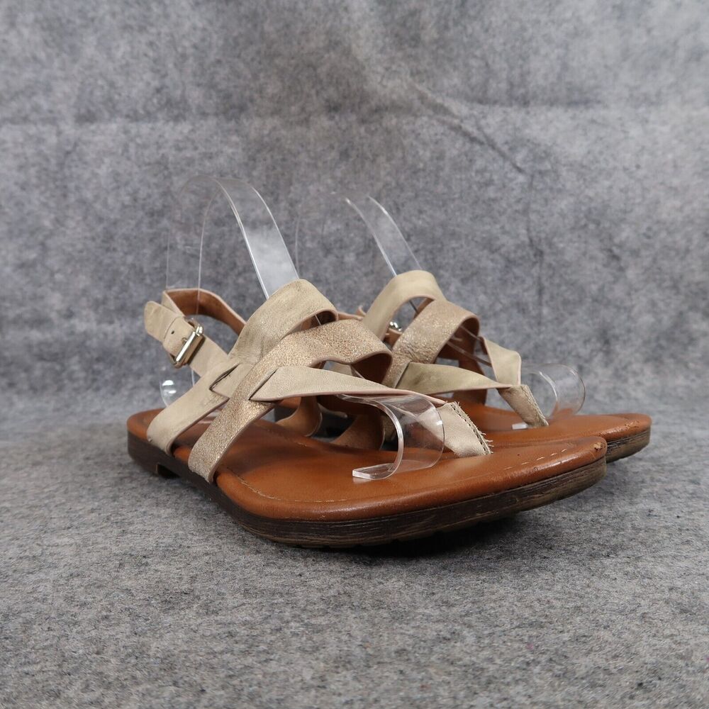 Sofft Shoes Womens 7.5 Sandals Fashion Leather Slingback Casual Bena Metallic